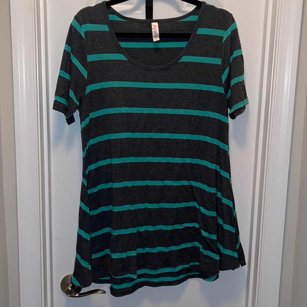 GUC LuLaRoe Perfect Tee Size Medium 10-12 Teal Dark Grey Stripes